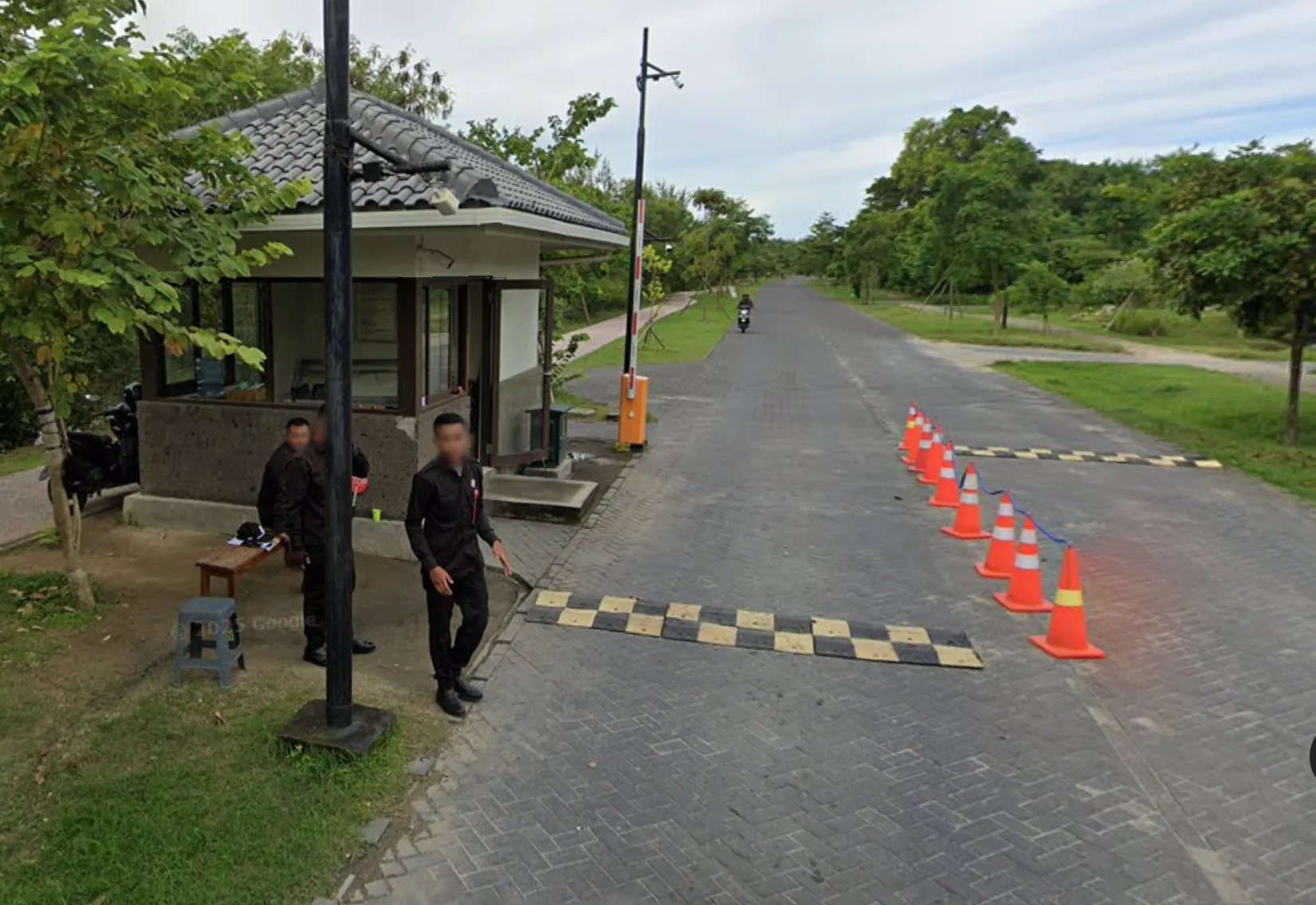 kek gate streetview 2025