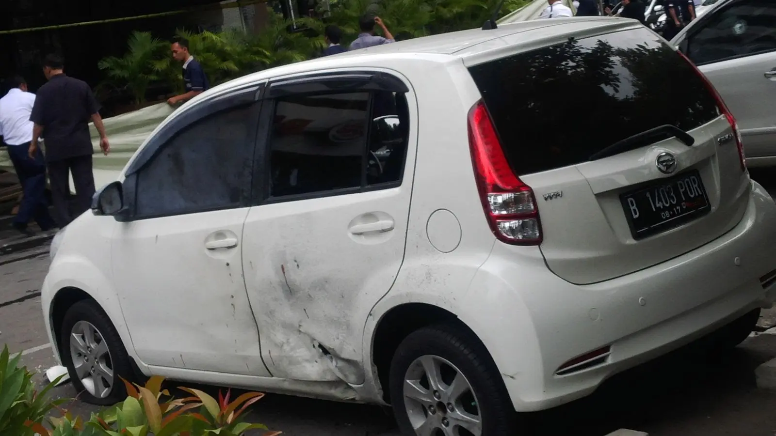 The left side of the Sirion, scorched by the final suicide-bomb detonation